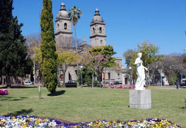 Estatua en parque