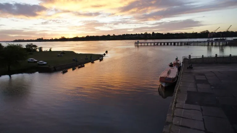 Atardecer lago